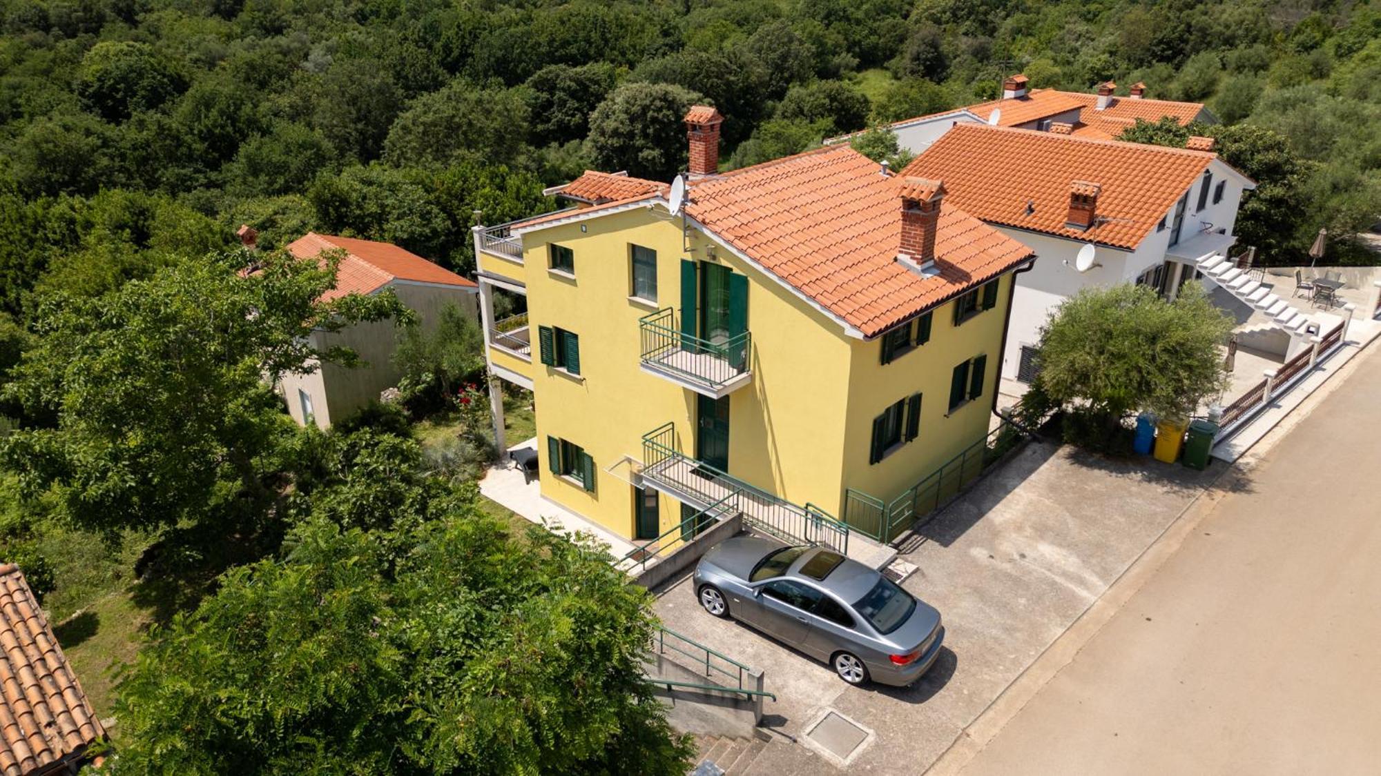 Apartment Haus Rita *